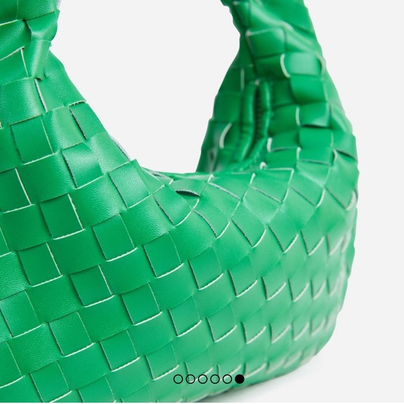AITANA WOVEN KNOTTED DETAIL GRAB BAG IN GREEN FAUX LEATHER - Picture 6 of 7